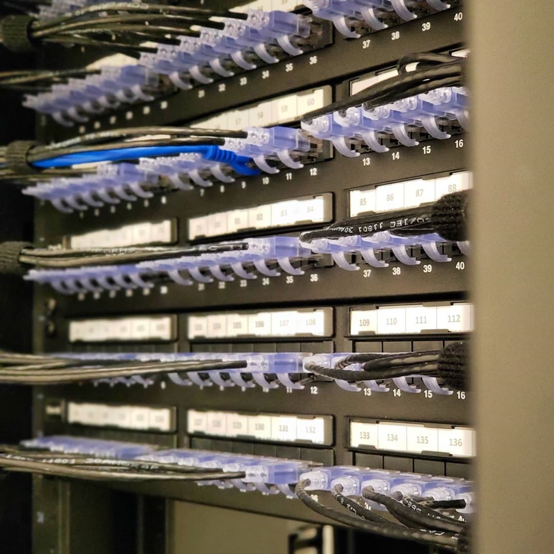 Cabling Solutions Group finishing an install of a #ServerRoom with #CAT6 Slimlin…